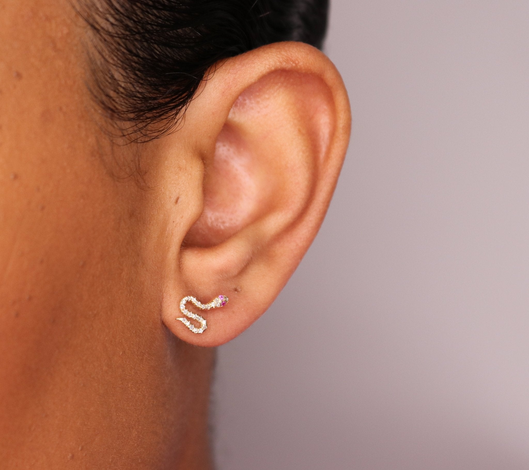 14K Emerald Diamond Snake Stud Earrings - Nolita