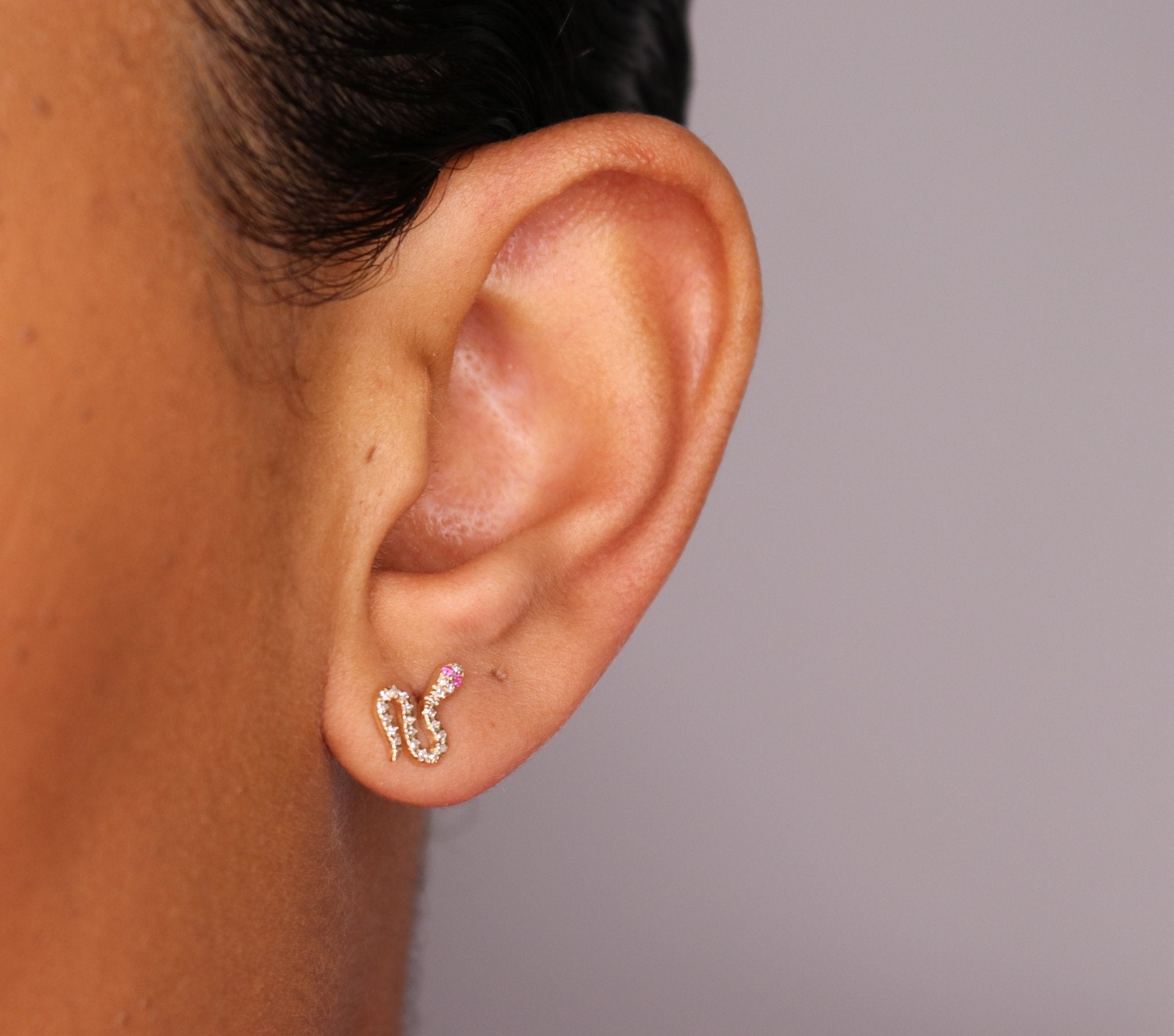 14K Emerald Diamond Snake Stud Earrings - Nolita