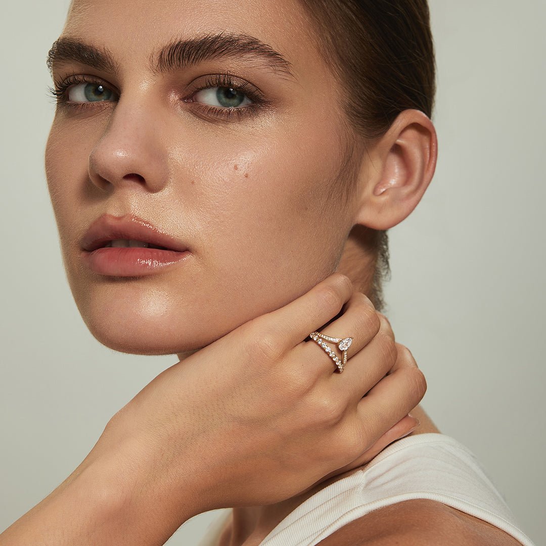 14K Aurelle Pear Lab Diamond Chevron Ring - Nolita