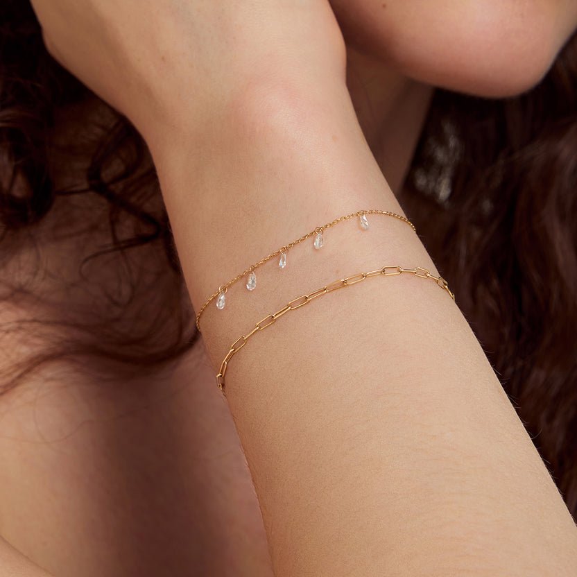 14K Drilled Pear Lab Diamond Station Bracelet - Nolita