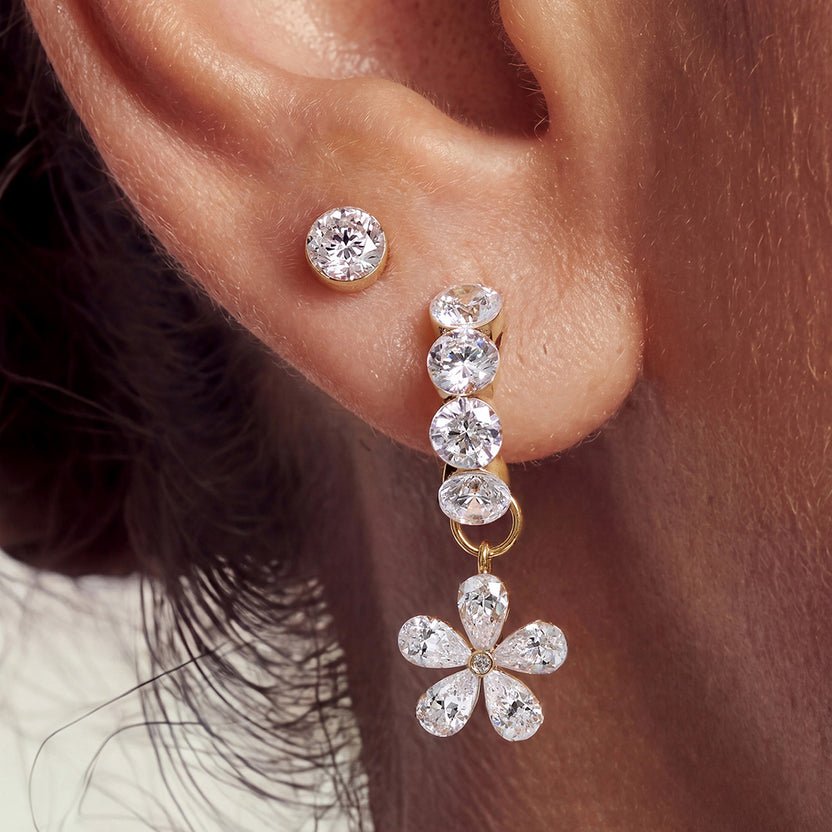 14K Fleur Pear Lab Diamond Flower Charm - Nolita