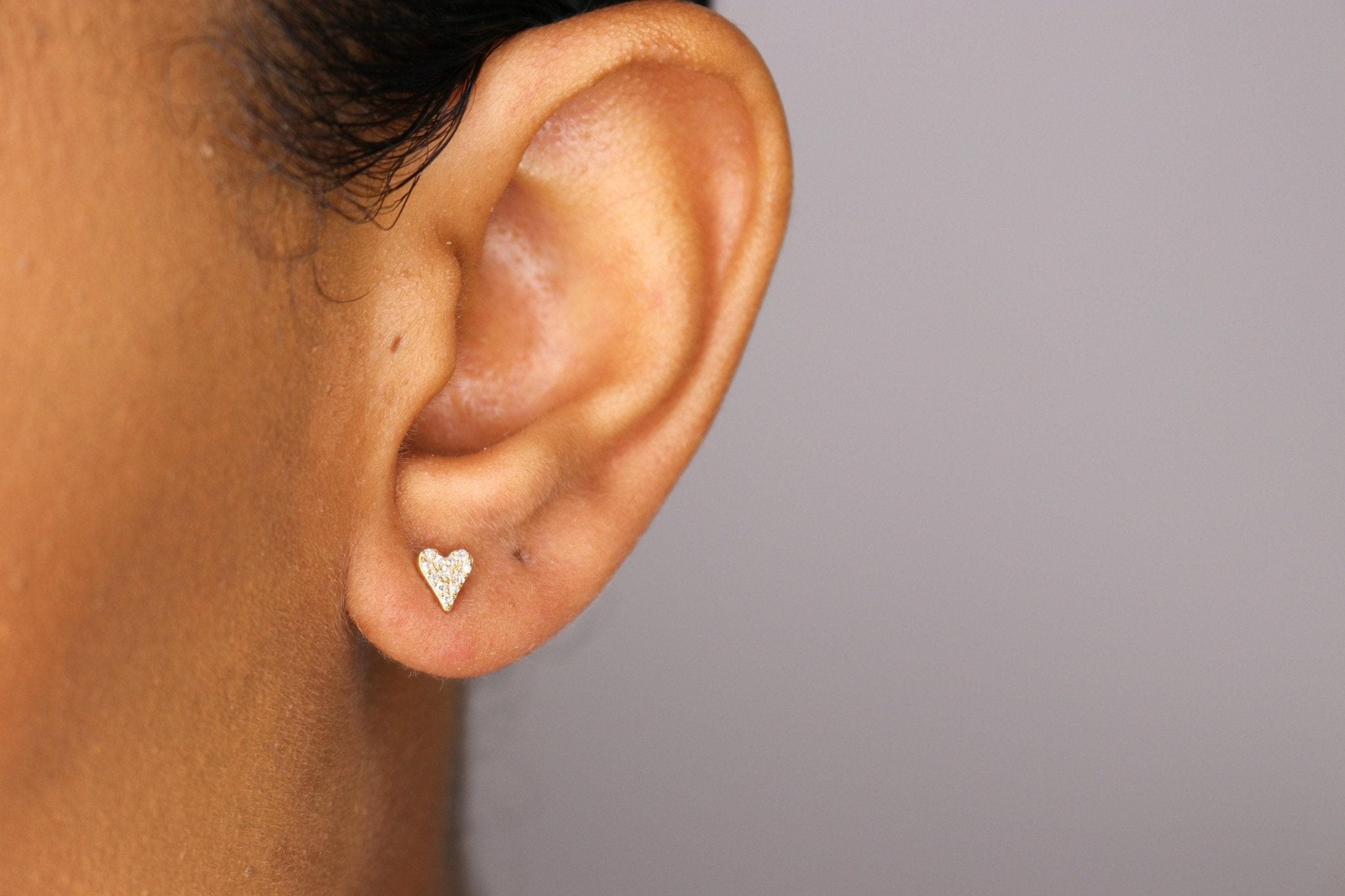 14k Gold Heart Diamond Stud Earrings - Nolita