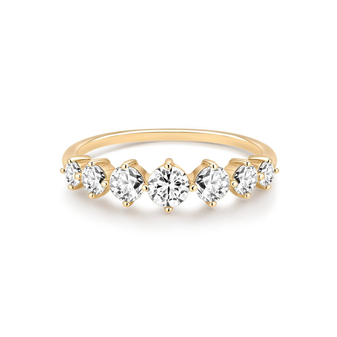 14K Étoile Graduated Lab Diamond Seven Stone Ring