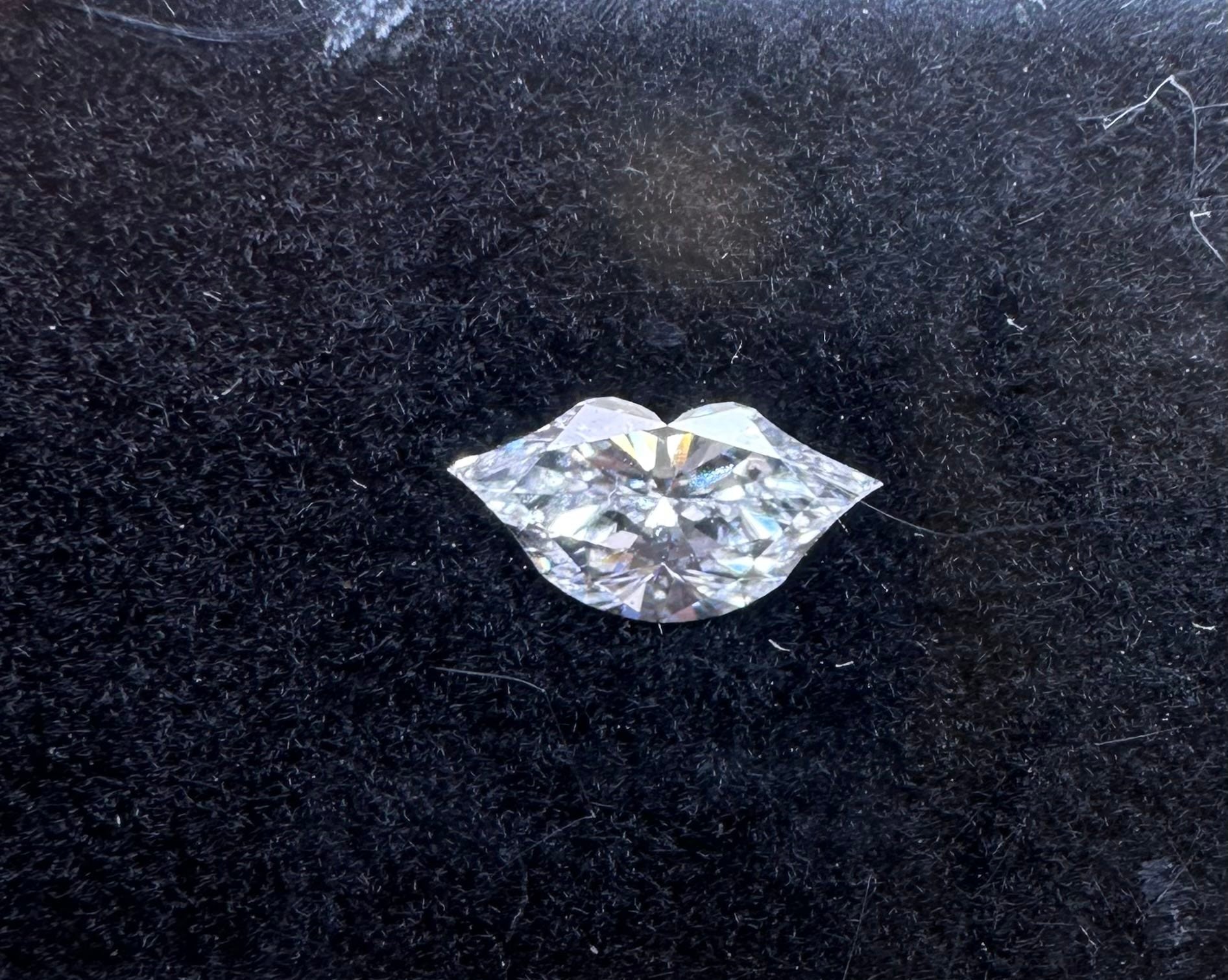 Lip Shaped Diamond - Nolita