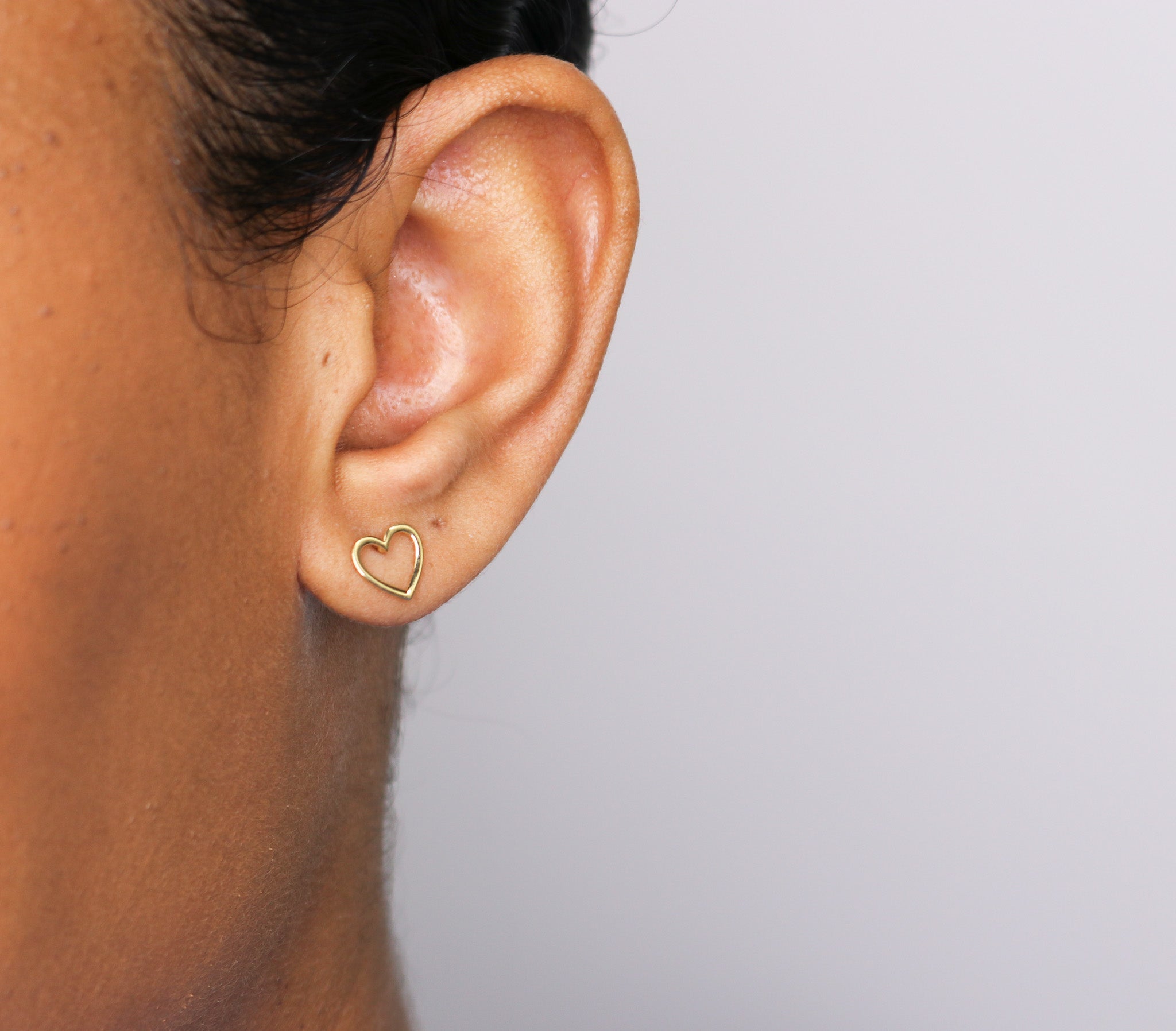 14K Gold Outline Heart Earrings - Nolita