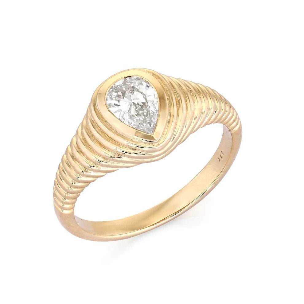 14K Ribbed Diamond Pear Ring - Nolita