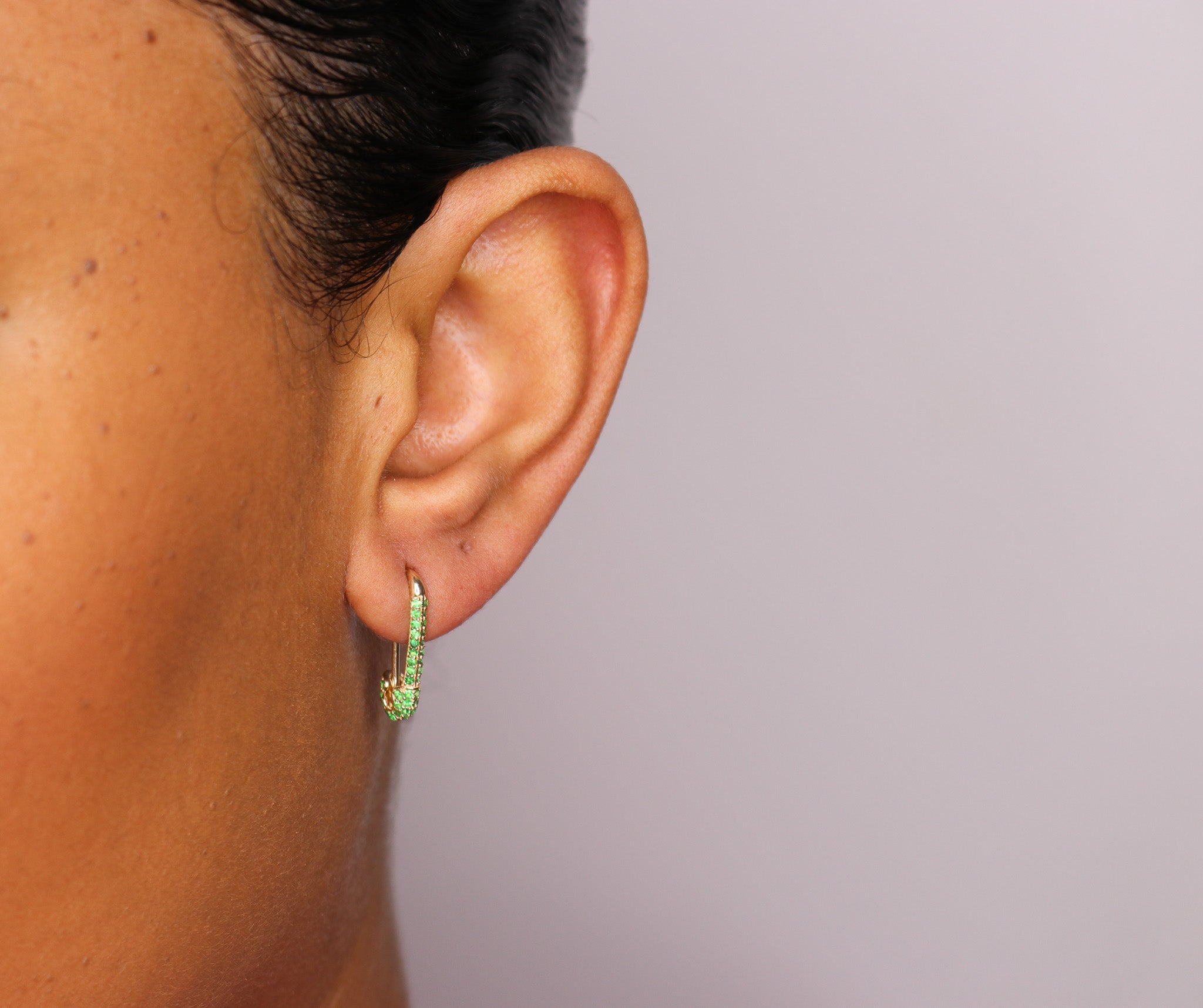14K Tsavorite Mini Safety Pin Earring - Nolita